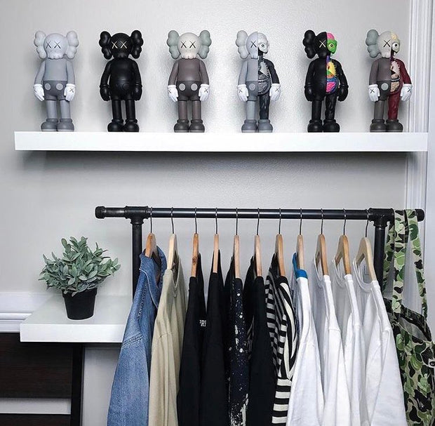 <h1>Wisckicks</h1><h1>merch</h1>