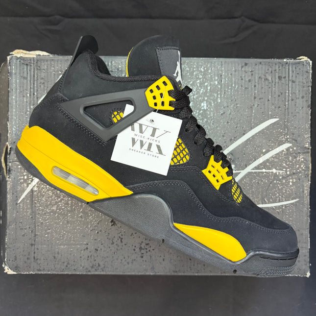 Pre-Owned Jordan 4 Retro Thunder (2023)
