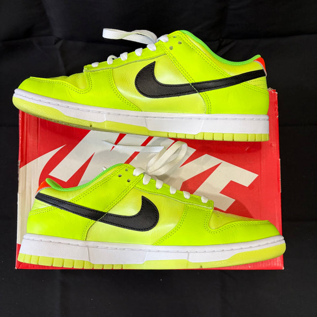 Pre-Owned Nike Dunk Low SE Splash Volt