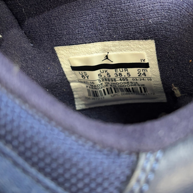 Jordan 11 Retro Low Midnight Navy