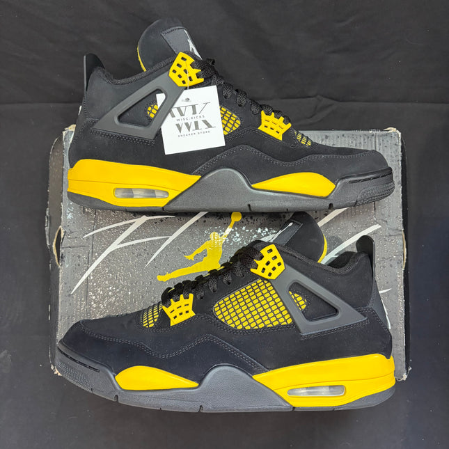Pre-Owned Jordan 4 Retro Thunder (2023)