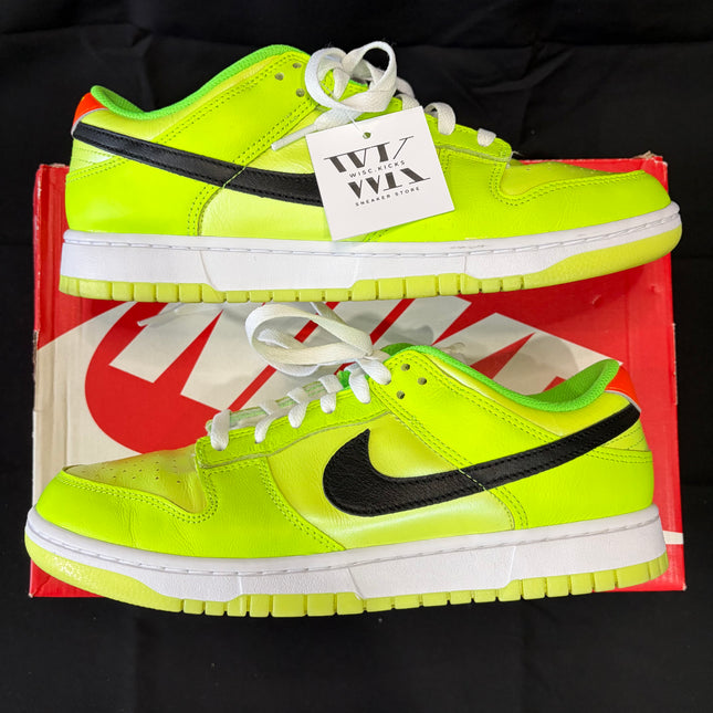 Pre-Owned Nike Dunk Low SE Splash Volt