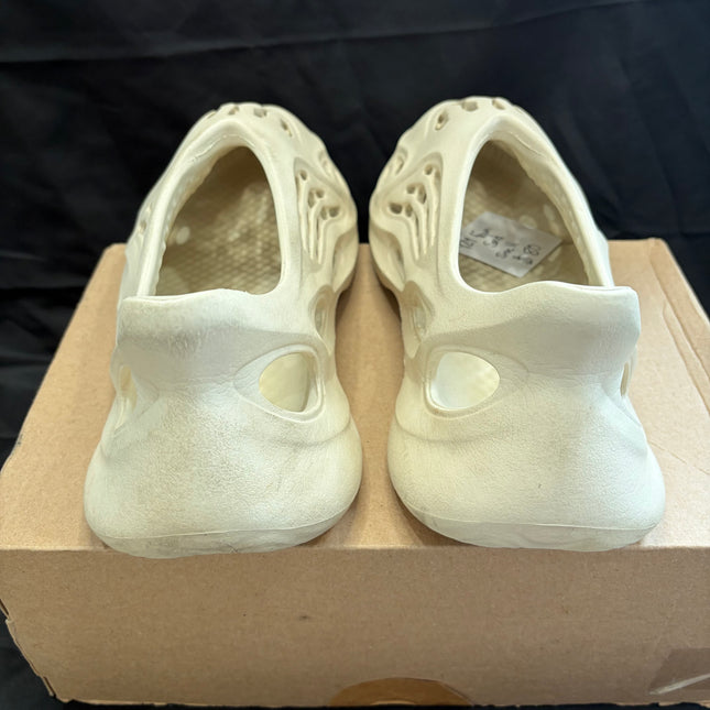 adidas Yeezy Foam RNNR Sand