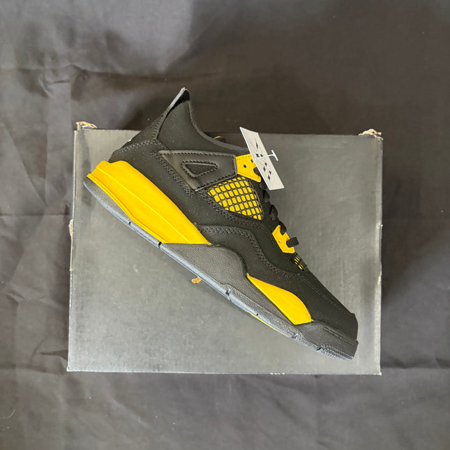 Jordan 4 Retro Thunder 2023 – WiscKicks